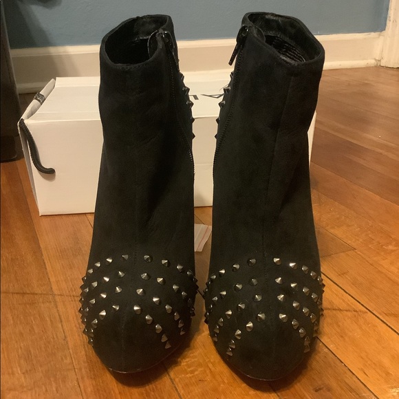 Aldo Glancy Black Studded Ankle Booties - Picture 4 of 8
